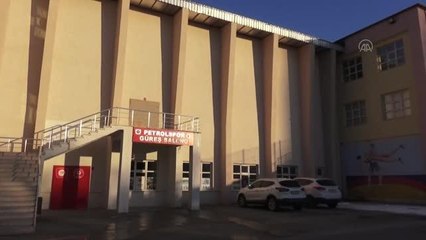 Kaybettikleri antrenörleri anısına olimpiyat şampiyonu olmak için ter döküyorlar