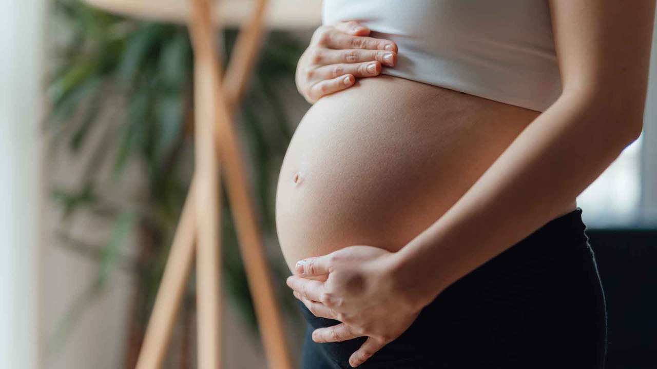 HELLP-Syndrom: Ursachen, Symptome & Behandlung