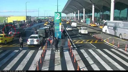 Atletine kokain saklayan İranlı yolcu İstanbul Havalimanı'nda yakalandı