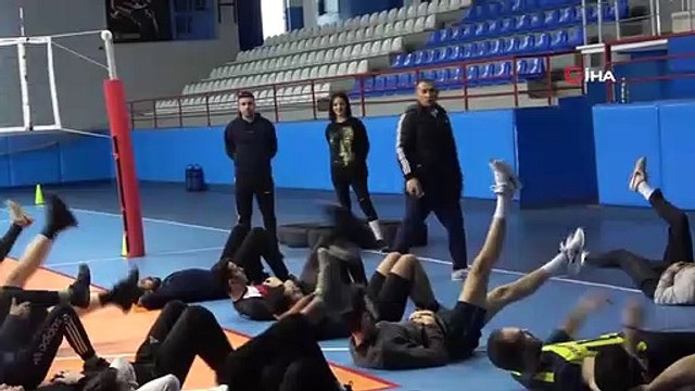 Son dakika haberleri | Tatvanlı gençler polis olmak için gece gündüz ter döküyor