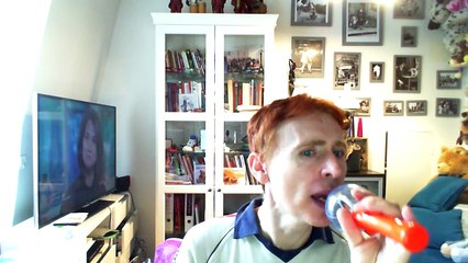 Wiwi égratigne "the promise"