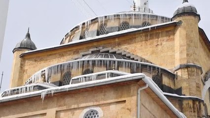 Kar yağışı yerini soğuk havaya bıraktı