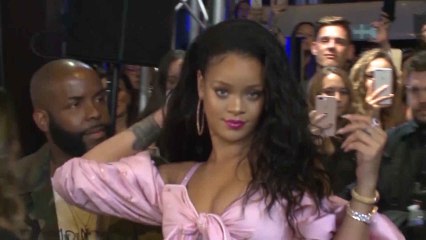 Rihanna embarazada de su primer hijo