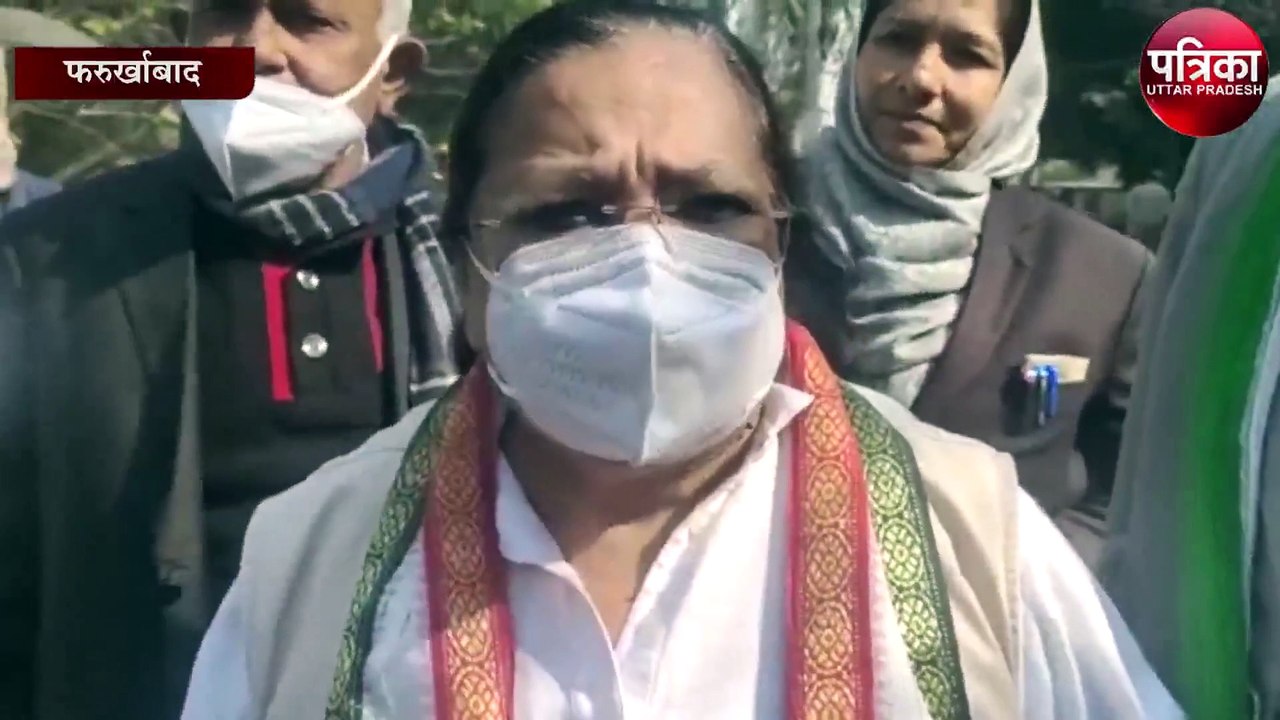 सलमान खुर्शीद की पत्नी नें किया अपना नामांकन पत्र दाखिल, बोलीं...
