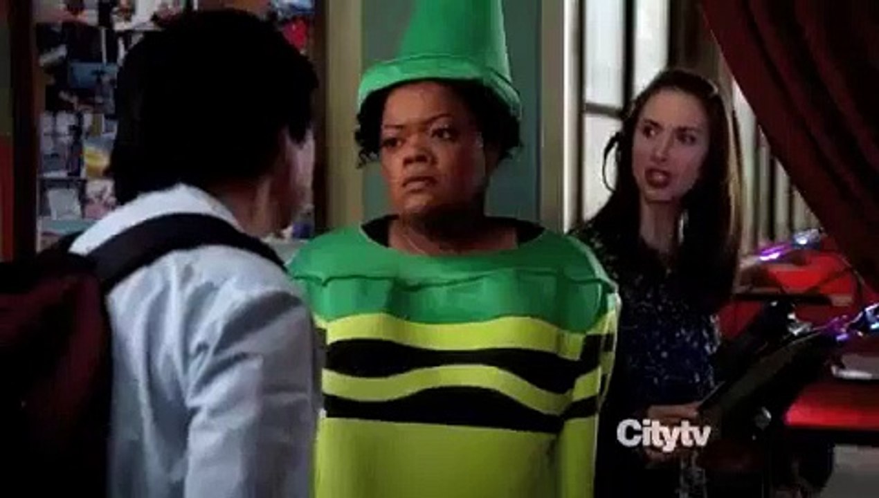 Community Saison 0 - Ken Jeong private joke with his origins (EN)