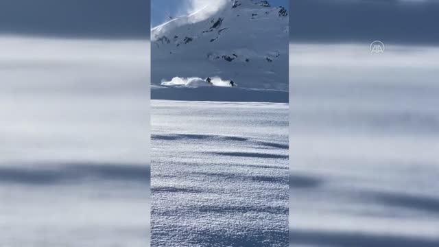 Kaçkar Dağları'nda heliski heyecanı sürüyor