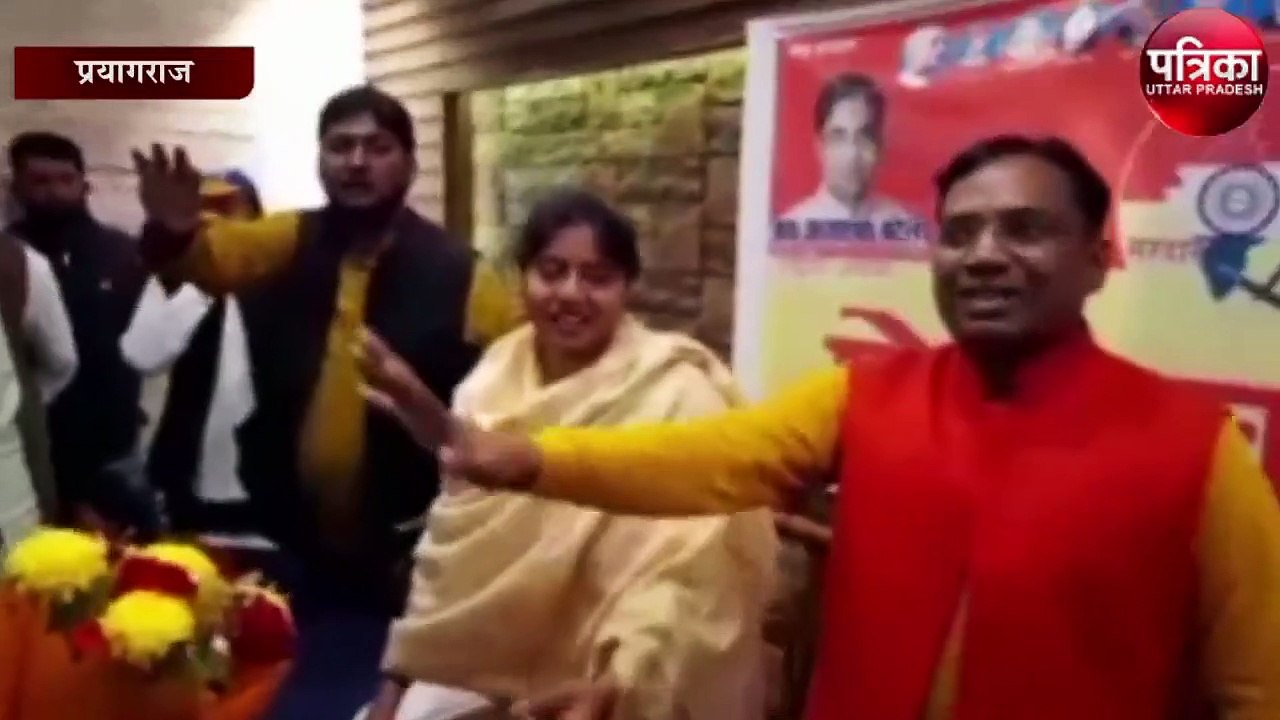 डिप्टी सीएम केशव प्रसाद मौर्य की बढ़ सकती है मुश्किलें, कृष्णा पटेल लड़ सकती हैं चुनाव