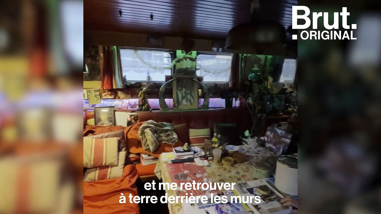 Charlette, 90 ans, doyenne du port de l'Arsenal à Paris