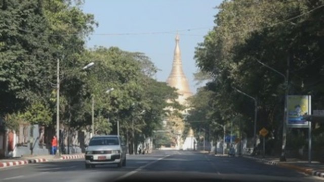 Los birmanos mantienen su pulso a la junta un año después del golpe