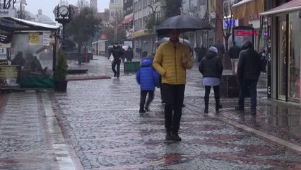 EDİRNE'DE, SAĞANAK ETKİLİ OLDU