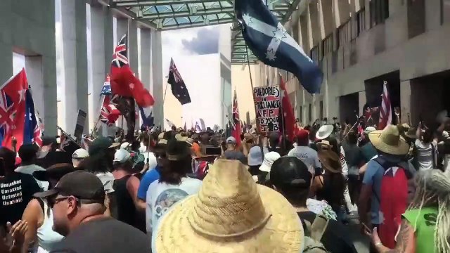 Protestos no Canadá contra restrições e vacinação à Covid-19