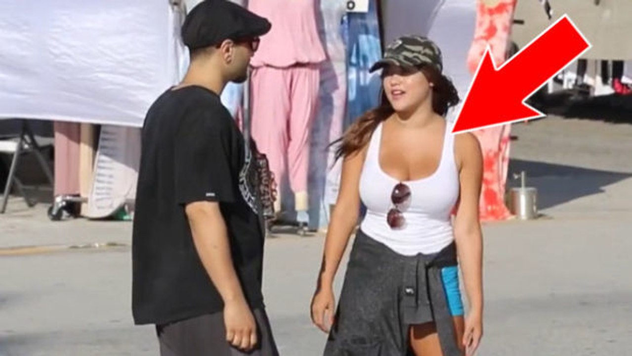 Sie hält für die männer auf der straße eine dicke Überraschung bereit!