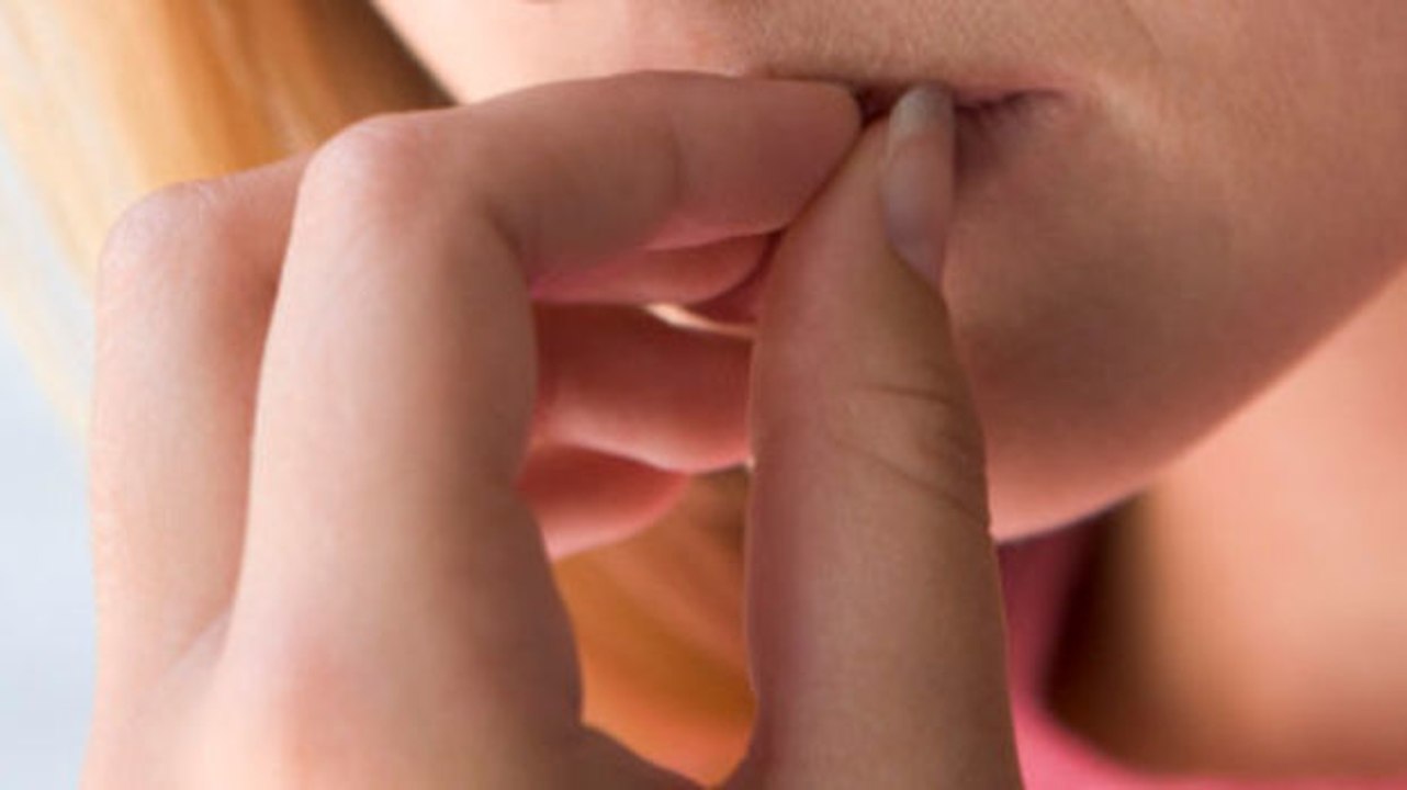 Was Nagelkauen über unsere Persönlichkeit verrät.