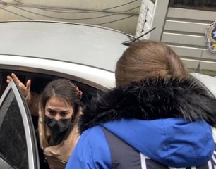 Şişli'de kendisini kaçıran eşi tahliye edildi, gözyaşlarını tutamadı