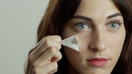 Freck Yourself: So zaubern Sie mühelos Sommersprossen in Ihr Gesicht