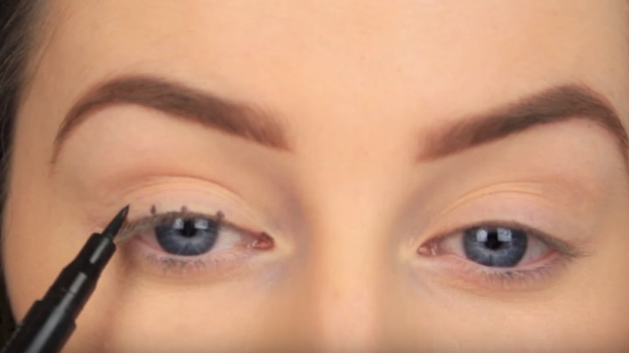 Die 4-Punkte-Technik für einen perfekten Lidstrich