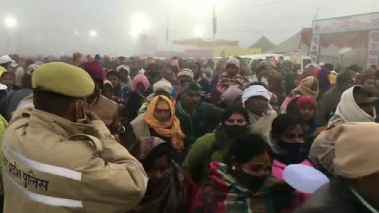 A pesar del protocolo Covid, los ríos sagrados como el Ganges se llenan de fieles en India