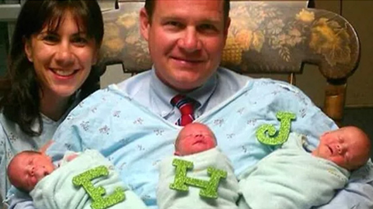 Ein Paar adoptiert Drillinge und erfährt einige Tage später, dass sie bald Zwillinge bekommen!