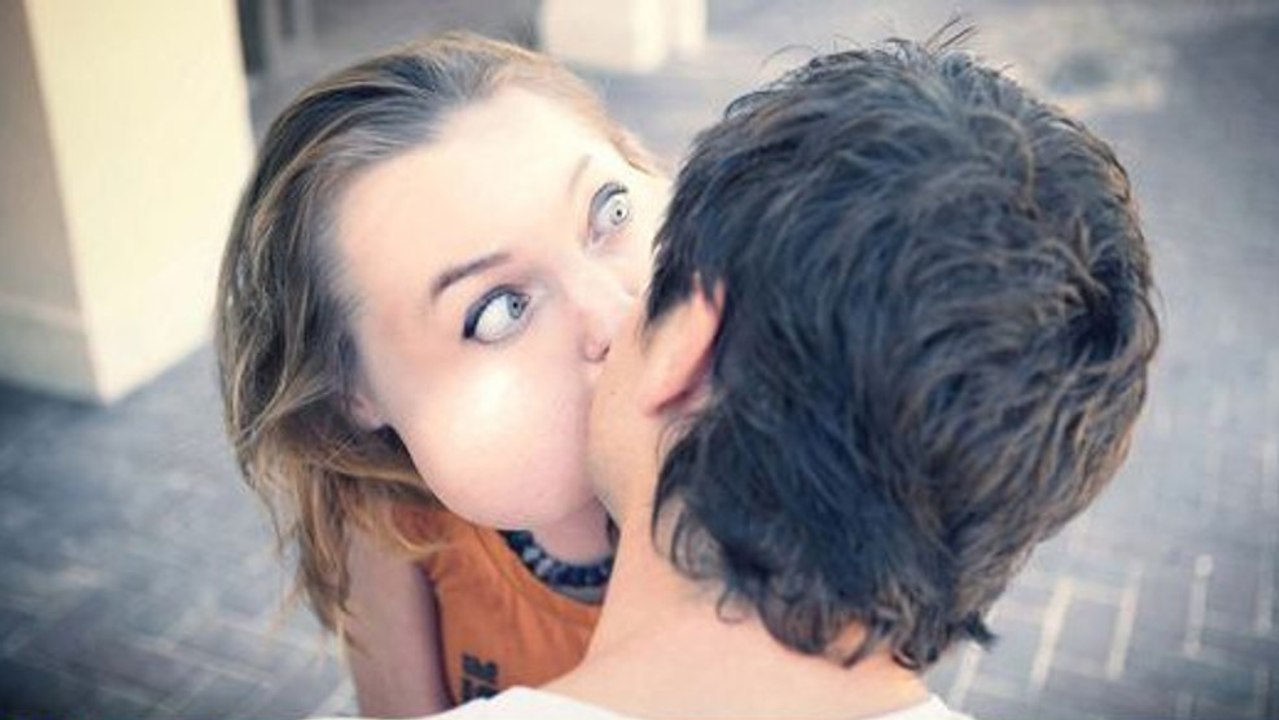 In jedem Kuss steckt eine Persönlichkeit: Was deine Art, zu küssen, über dich sagt