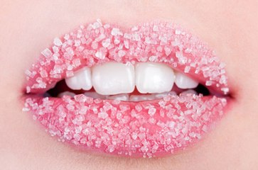 Wie machst du dein eigenes Lippenpeeling?