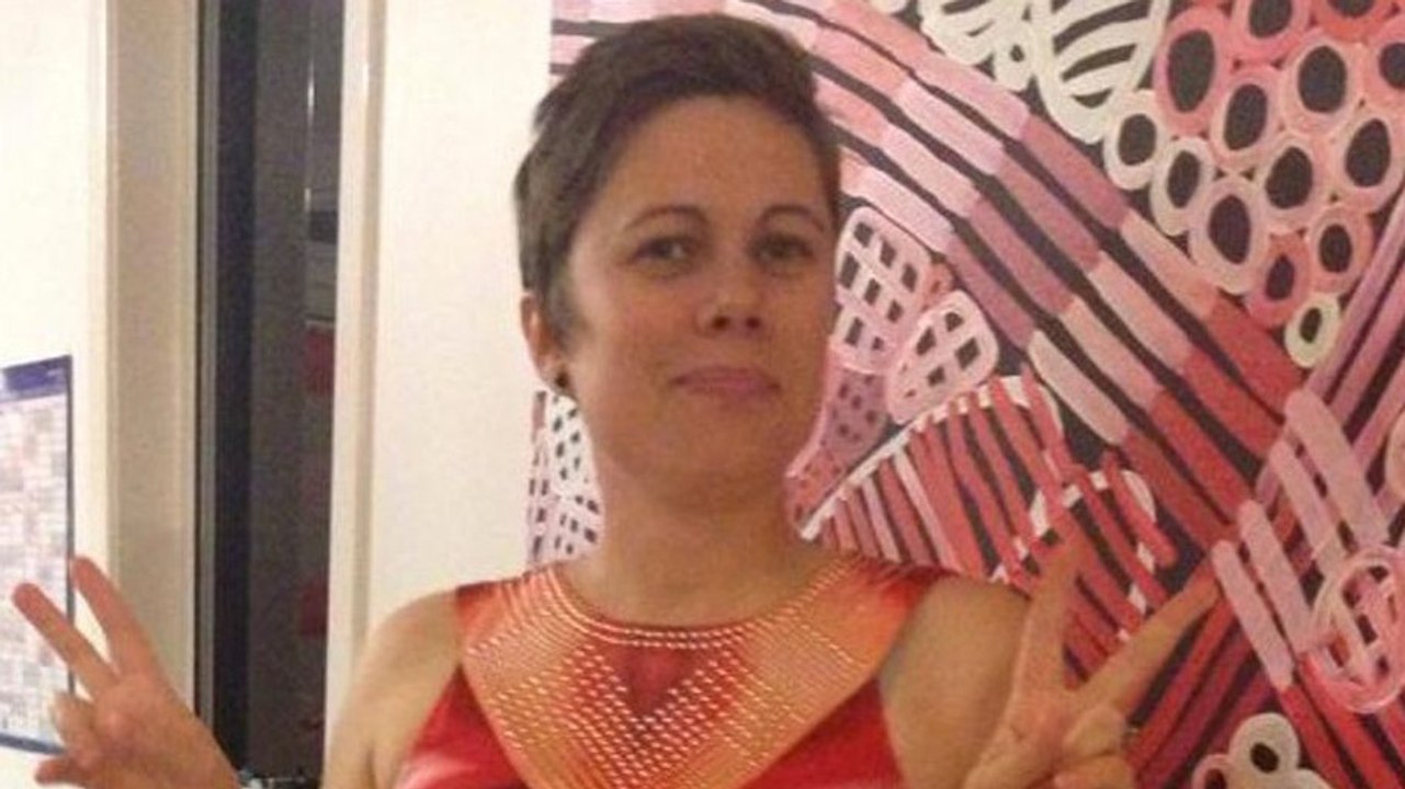 Das kleid, das für aufsehen im internet sorgt: ein kleid mit vagina-motiv