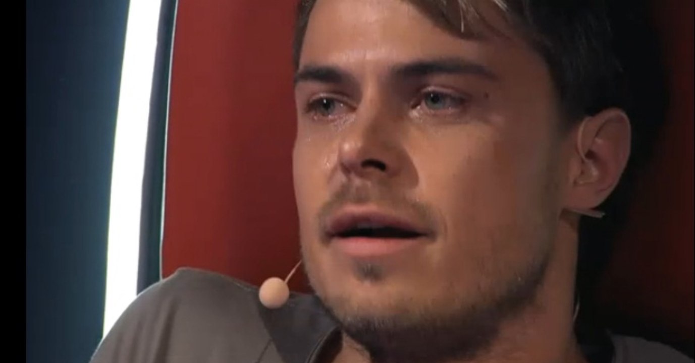 The Voice: Juror bricht in Tränen aus, als er sieht, wer da gerade singt