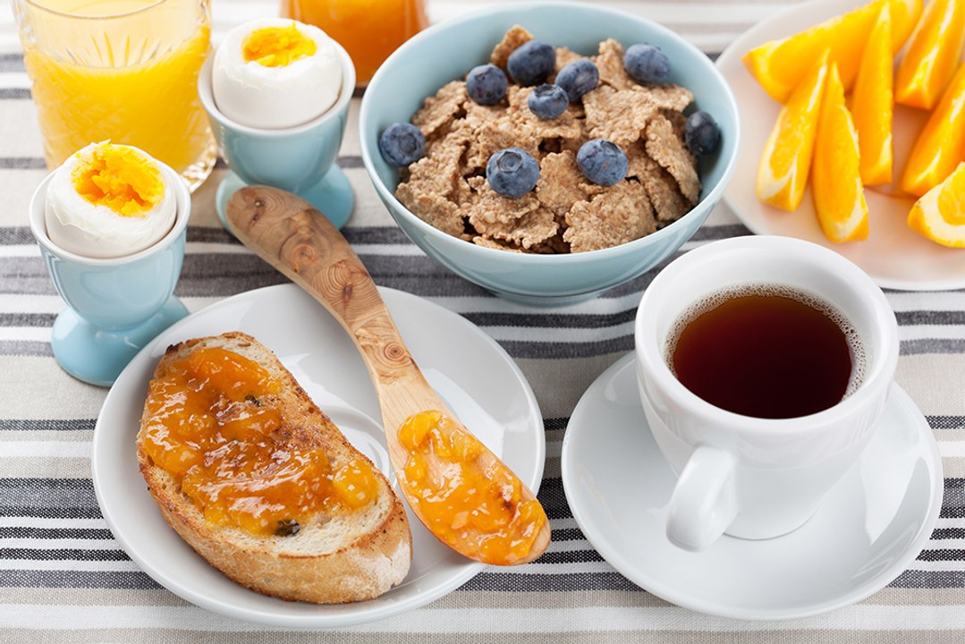 Entdecke das ideale frühstück, um abzunehmen