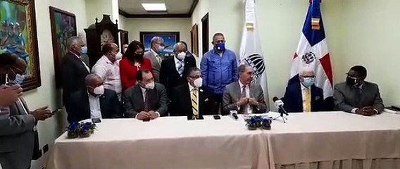 Franklin García Fermín sobre retrasos en pagos a becados en el exterior