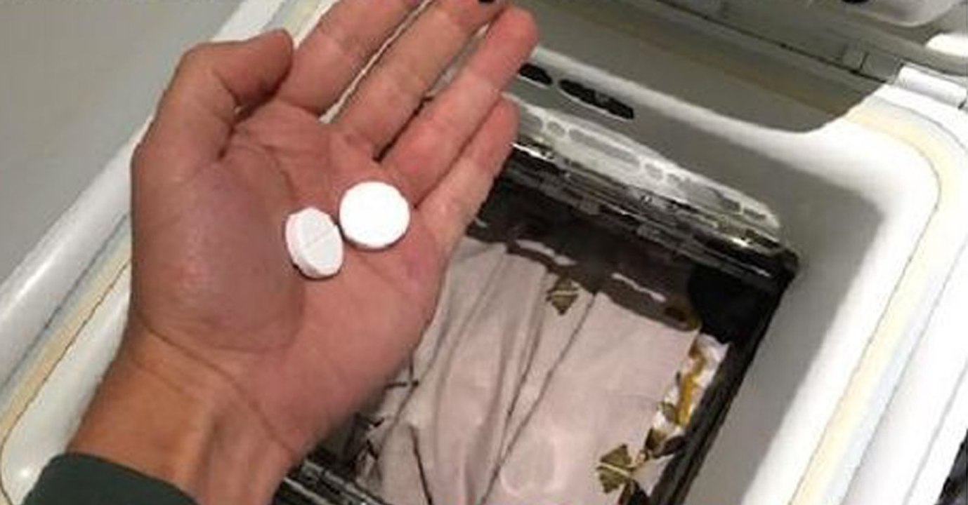 Warum nur werfen immer mehr Deutsche eine Aspirin-Tablette in ihre Waschmaschine?