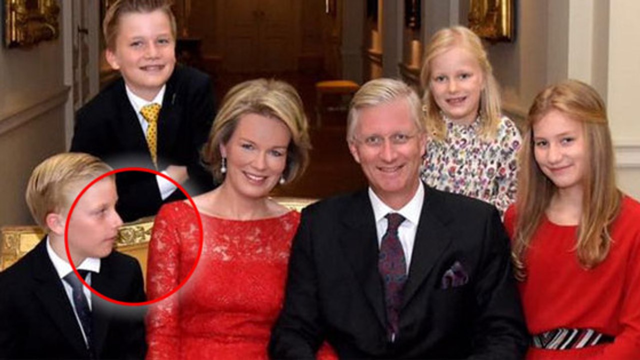 Das Weihnachtsfoto der belgischen Königsfamilie bringt das ganze Land zum Lachen! Der Grund ist einfach einmalig!