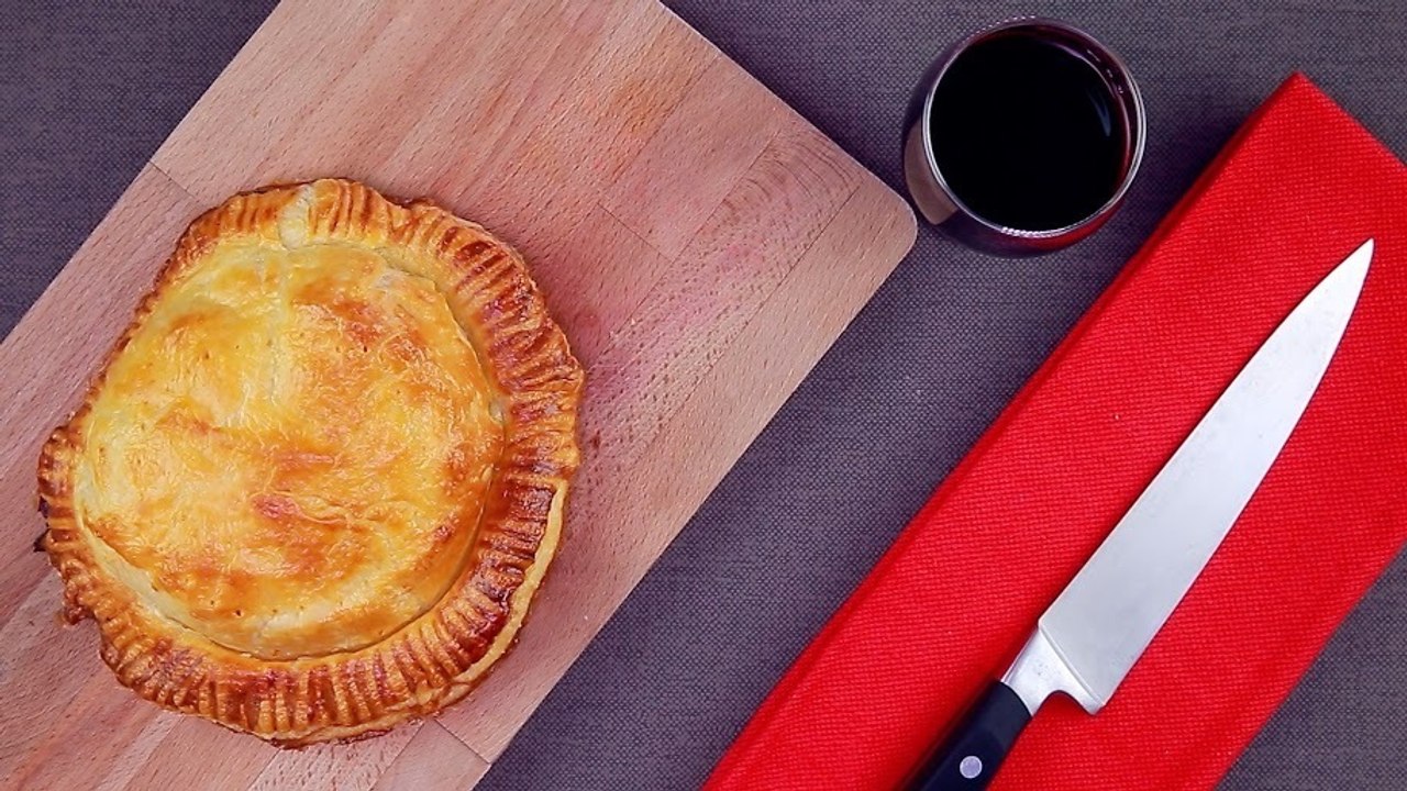 Rezept: Gefüllter Camembert im Blätterteigmantel