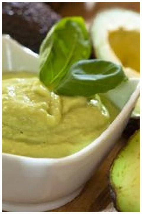 Leckere Avocado-Mayonnaise... So lecker, dass Du nicht genug davon bekommen kannst, sobald Du es einmal ausprobiert hast!