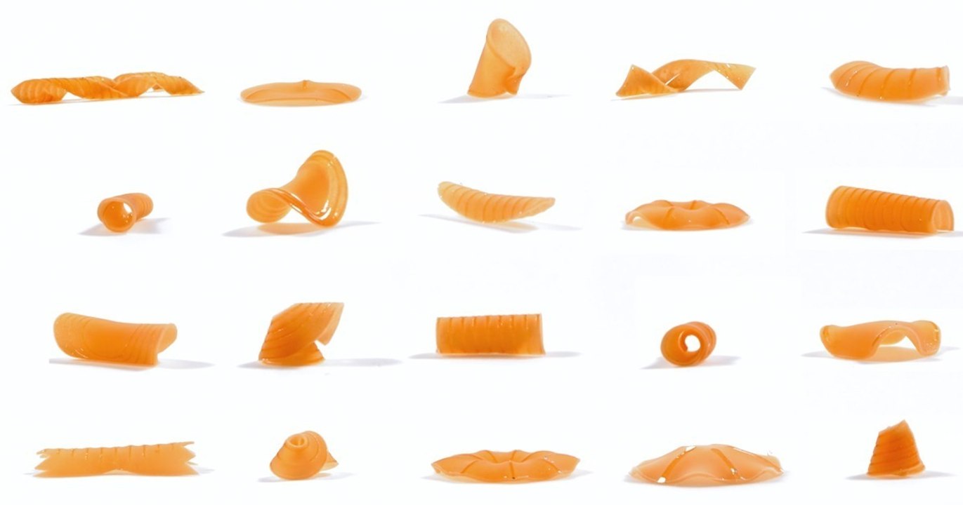 Nudeln, die beim Kochen ihre Form verändern