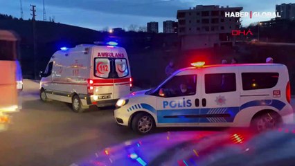 Kırmızı ışıkta dehşet! Otomobilde silahlı saldırıya uğradı