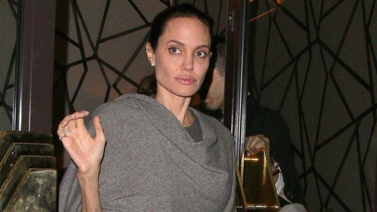 Angelina Jolie berichtet von ihrer Gesichtslähmung nach der Trennung von Brad Pitt