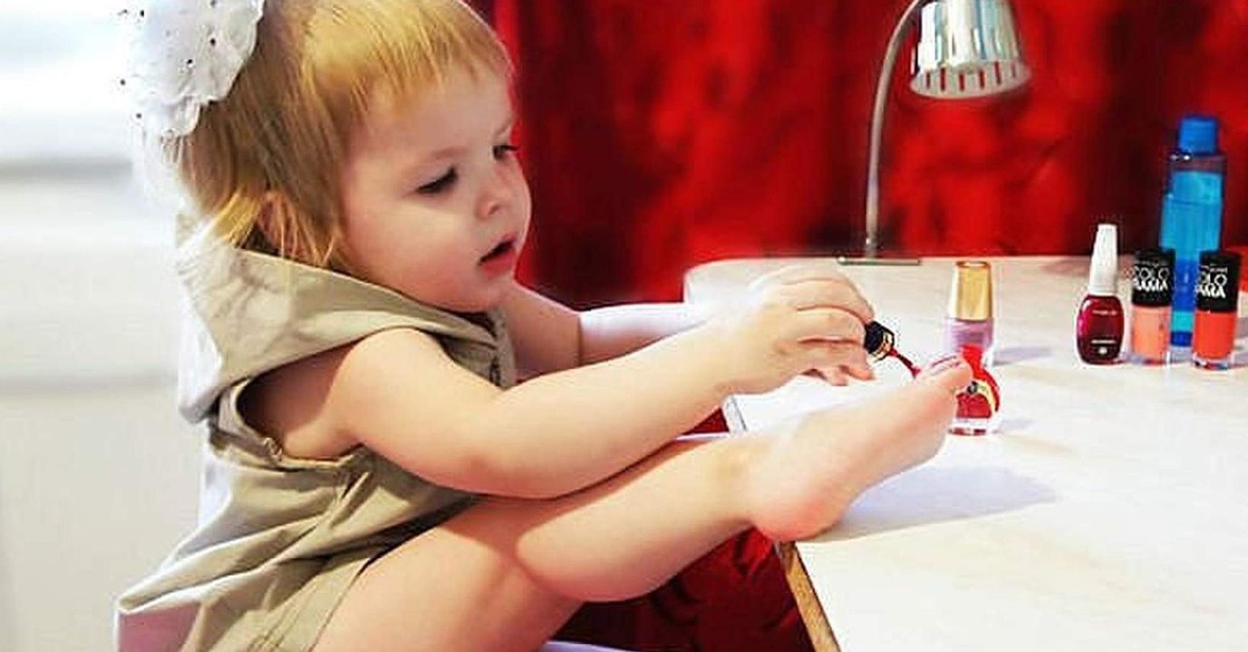 Das sind die fatalen Folgen, wenn sich Kinder die Nägel lackieren