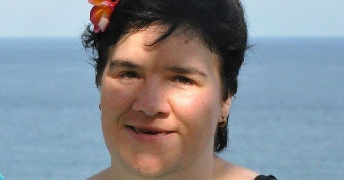 Nach Tod ihrer Mutter: Beate hat gleich zwei Männer