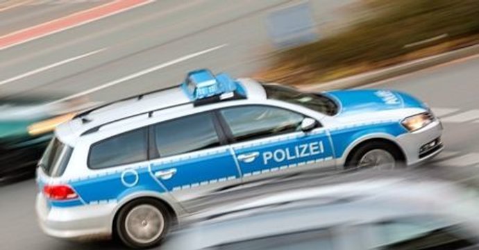 Polizist gibt bei einer Verfolgungsjagd Gas. Jetzt fällt ein Gericht ein umstrittenes Urteil