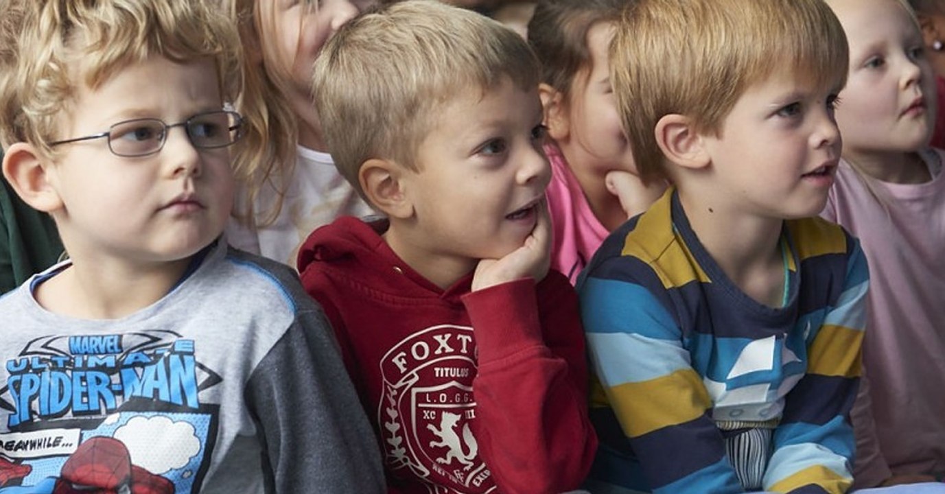 Aufklärungs-Broschüre für Kleinkinder in Berlin sorgt für Ärger!