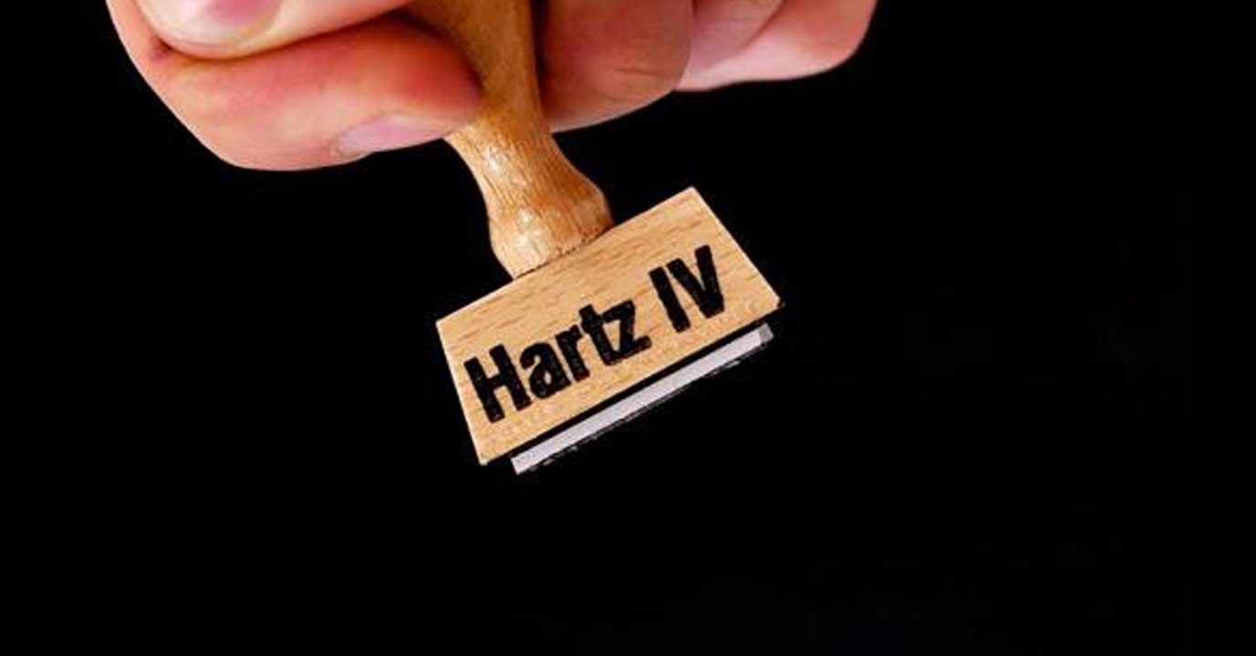 Sozialgericht fällt Urteil: Darf Omas Taschengeld bei Hartz IV angerechnet werden?