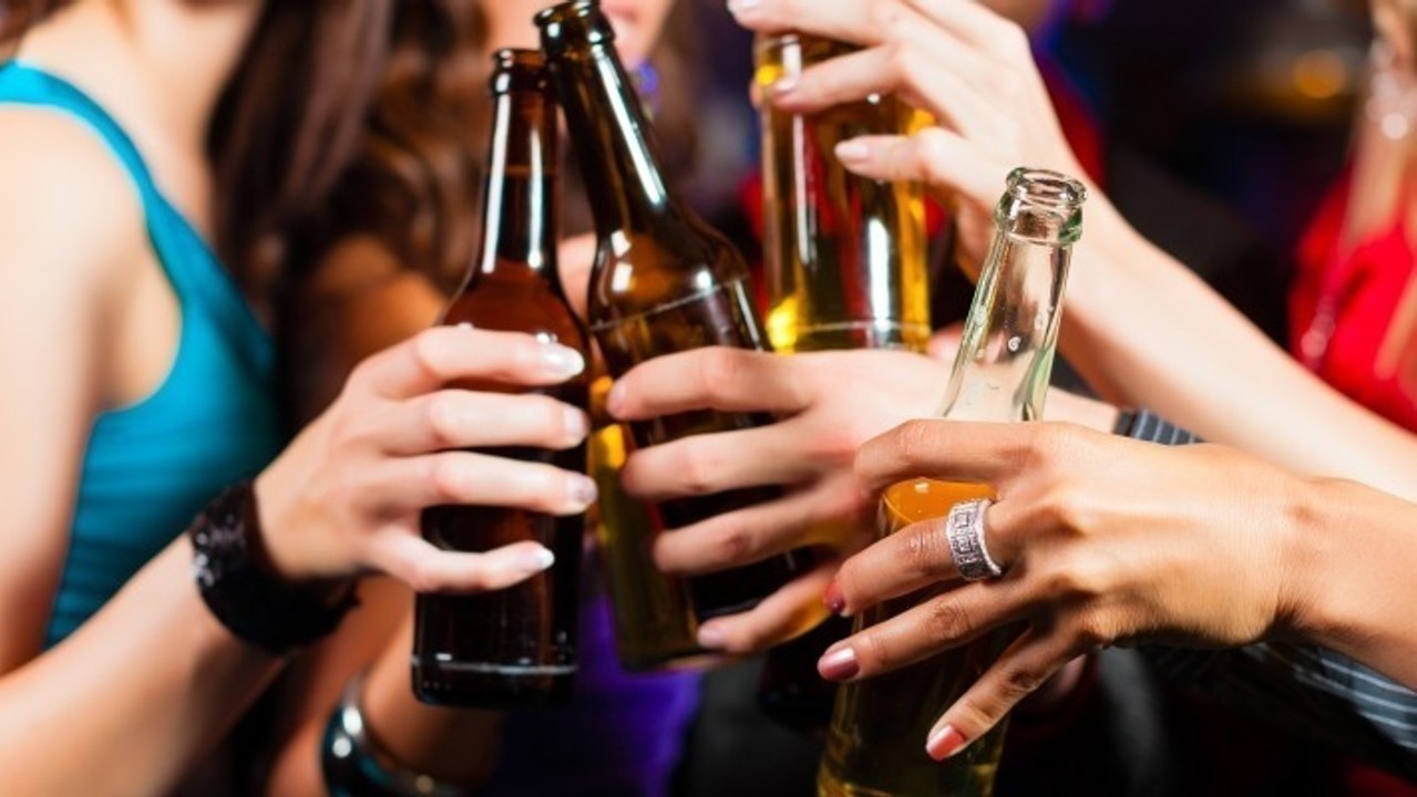 Du verträgst keinen Alkohol? Diese Symptome treten bei einer Alkoholallergie auf