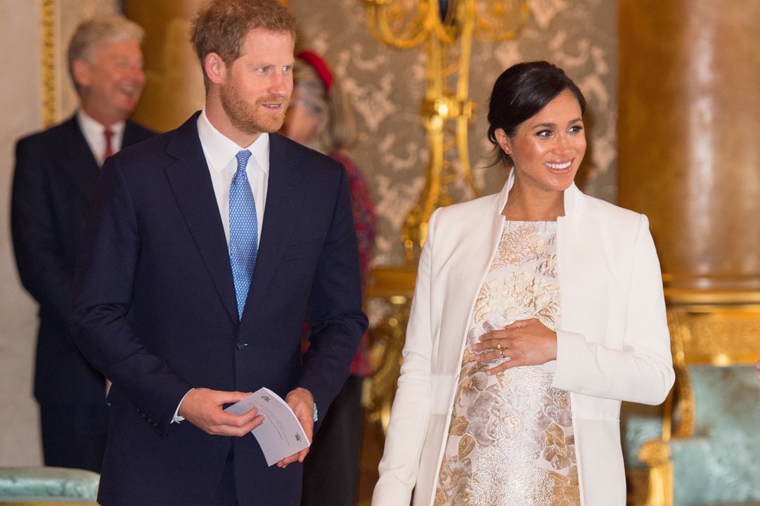 Entscheiden sich Meghan Markle und Prinz Harry für eine geschlechtsneutrale Erziehung?