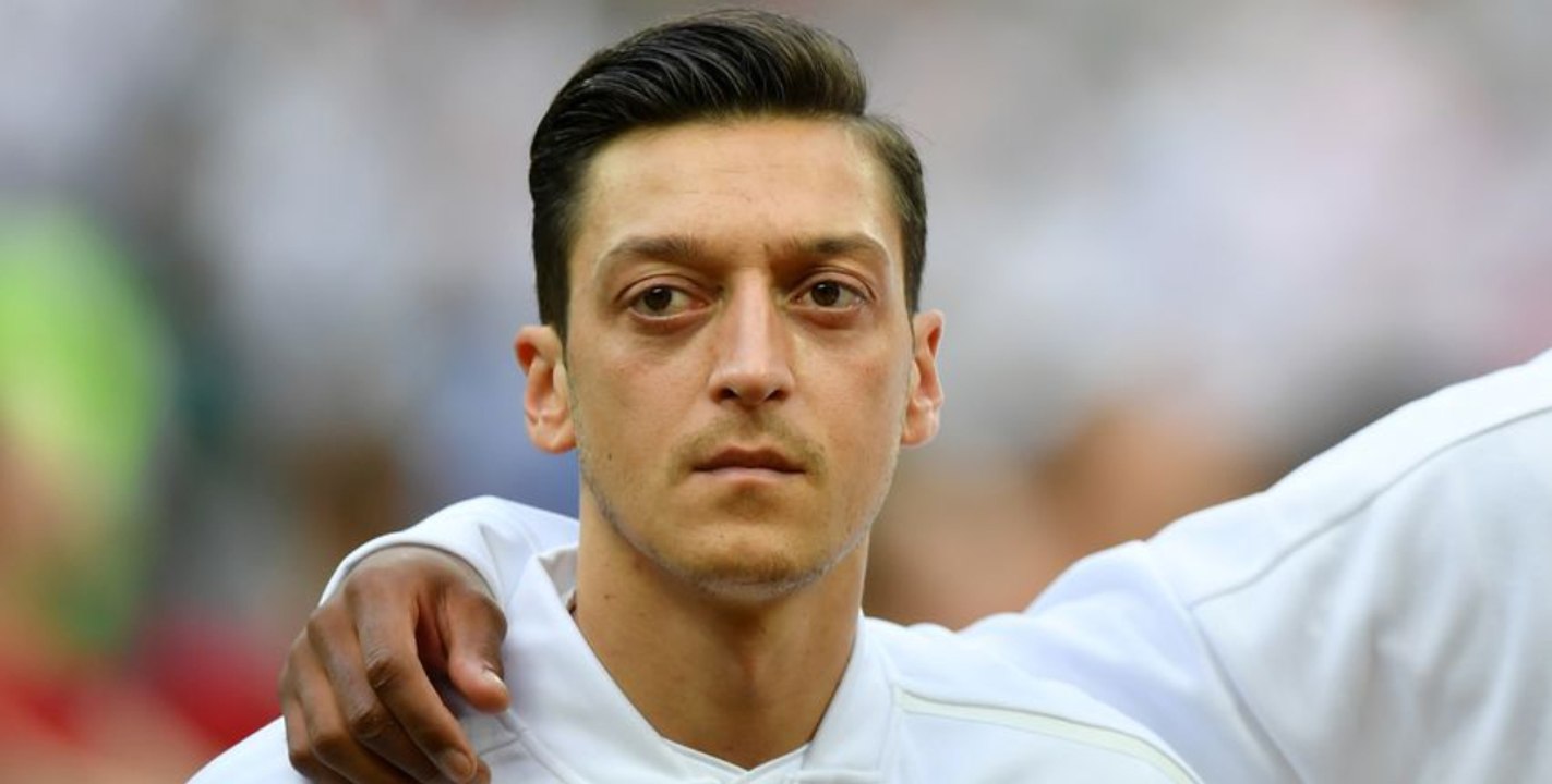 Özil: 'Deshalb singe ich die Nationalhymne nicht mit!'