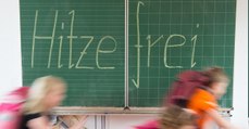 Ab wie viel Grad gibt es Hitzefrei in Deutschland? Temperaturen und Regelungen in Schule und Beruf