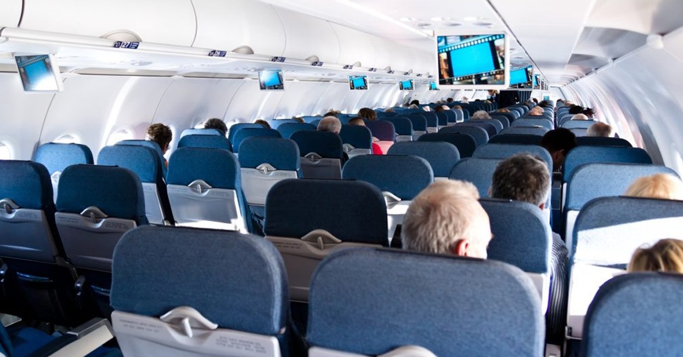 Wenn es im Flugzeug einmal komisch riecht, verschweigt das Bordpersonal etwas, das häufig vorkommt