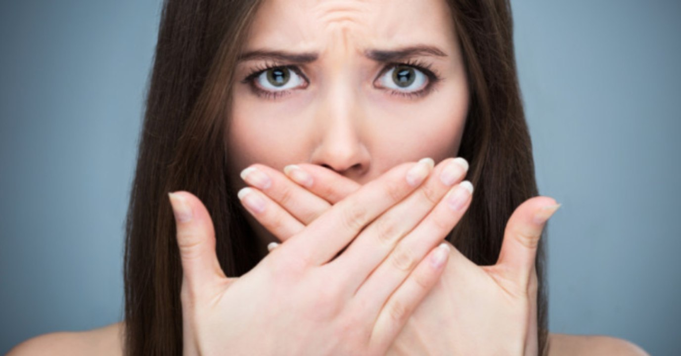 Wenn du das falsch machst, entweichen deine Blähungen über den Mund!