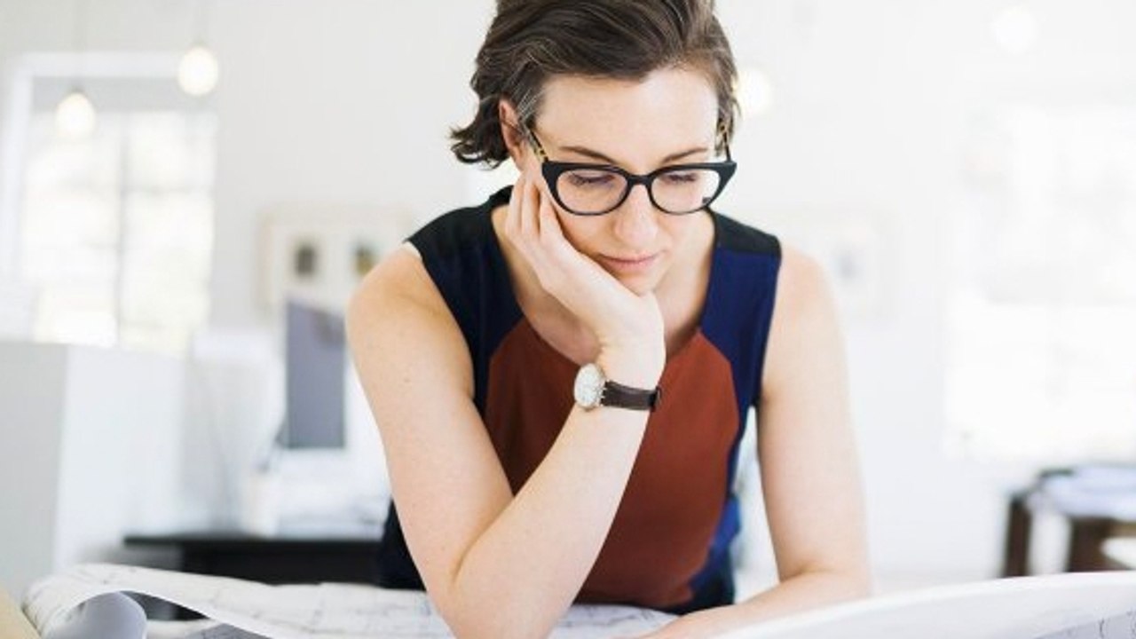 Darüber denken Frauen bei der Arbeit ständig nach