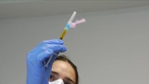 La vacuna española de Hipra iniciará su última fase de ensayos clínicos antes de que la EMA dé el visto bueno