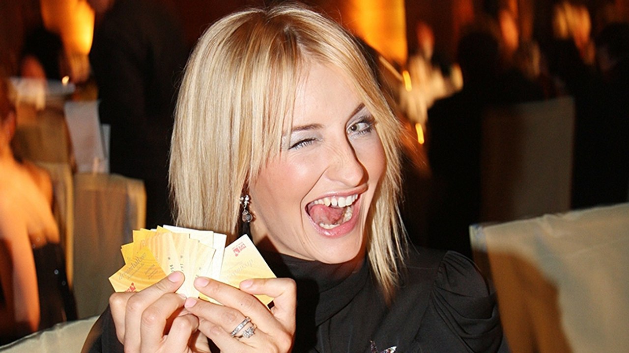 Sarah Connor verlangt auf Facebook 500 Euro von ihren Fans