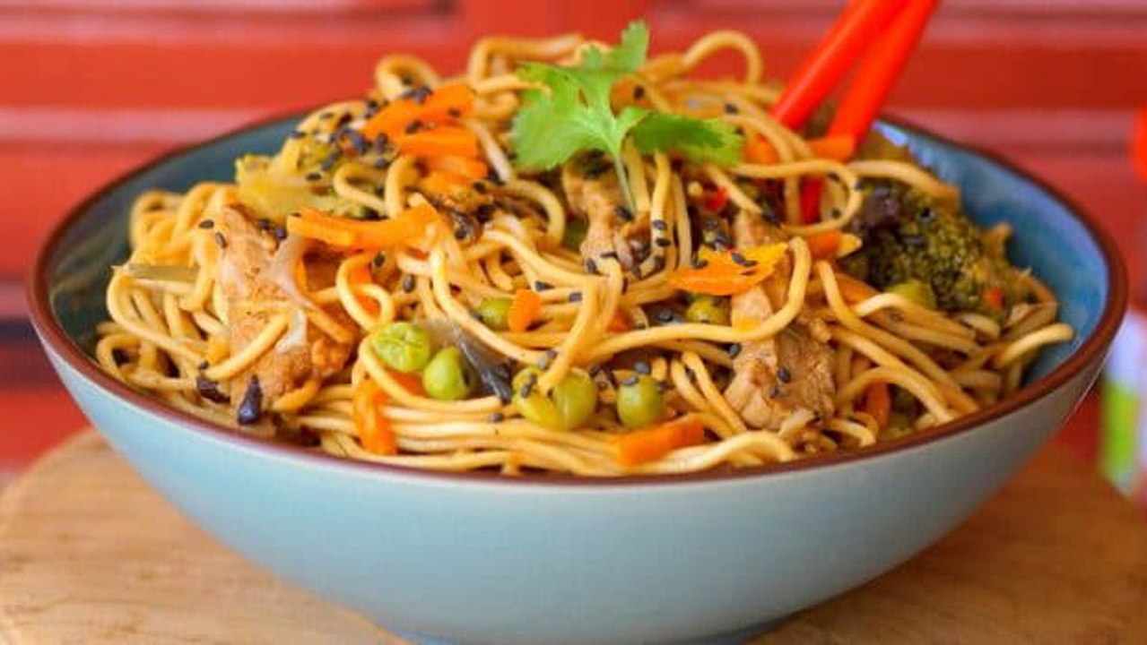 Sie bestellt Essen und findet darin ein Rattenbaby